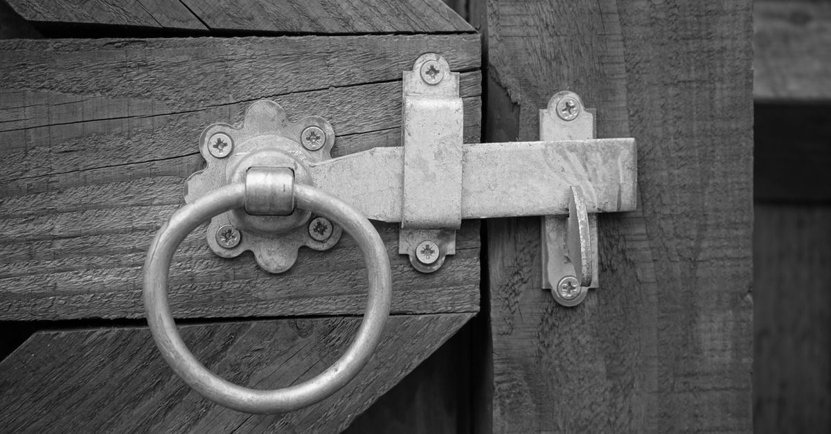 lock cylinder close up — Johnson County Locksmiths