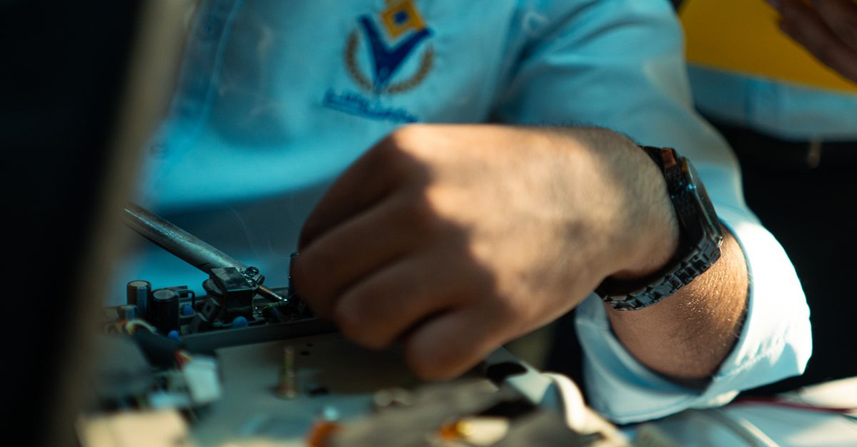 key maker professional — Johnson County Locksmiths